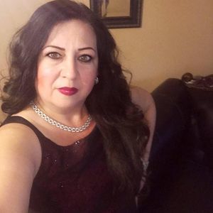 Meet your Posher, Elisa